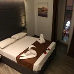 Guest house Dayuse Luggage Station *