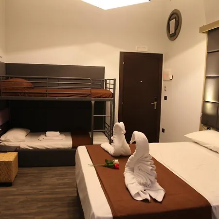 Dayuse Luggage Station Vendégház Nápoly